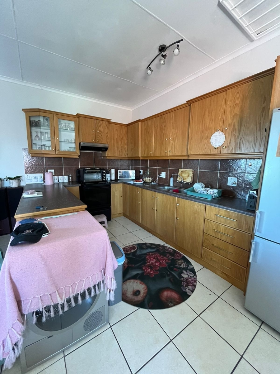 2 Bedroom Property for Sale in Kleinmond Western Cape